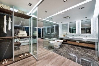 Mẹo sử dụng kính cường lực trong gia đình hiệu quả