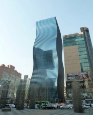 Ấn tượng tòa nhà kính lượn sóng ở Seoul