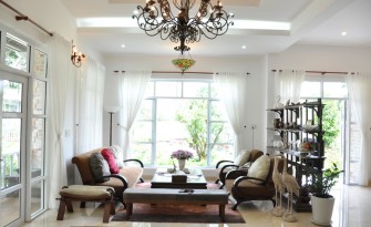 Cách chọn cửa chức năng không gian sống