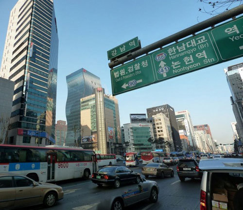 an-tuong-toa-nha-kinh-luon-song-o-seoul_5